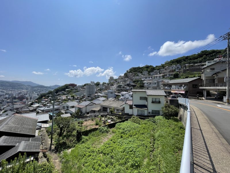 【超ローカル】立山の坂を歩いて下る【斜面地暮らしを垣間見る】