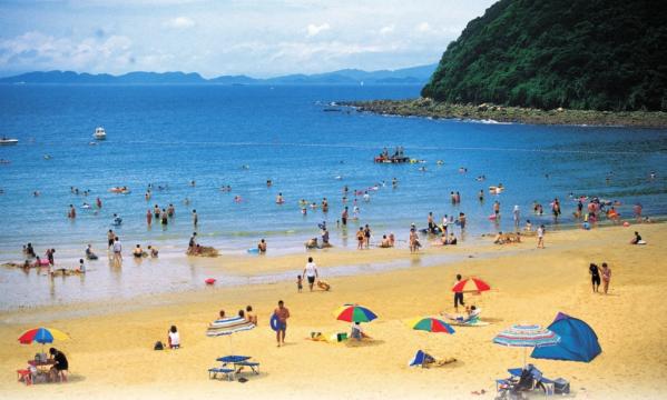 大人から子どもまで大満足！九十九島で無人島上陸＆海遊び！アクティビティ満載のキャンプ泊2DAYS