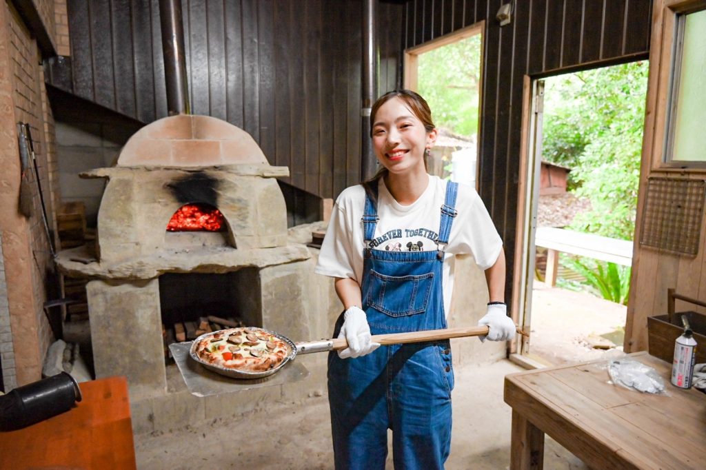 女子旅、家族旅にオススメ♪森の中でオシャレなピザ焼き体験～長崎・外海～