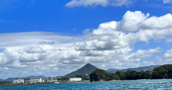 佐世保に海から見える標高259mの富士山があった！