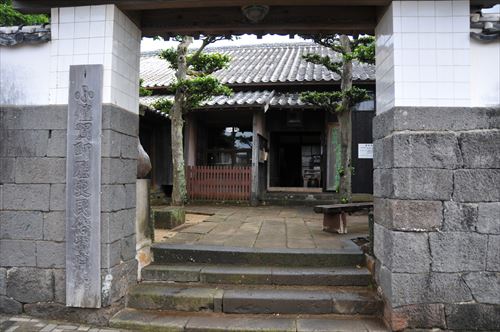 しま町の暮らしに染まるミニ散歩