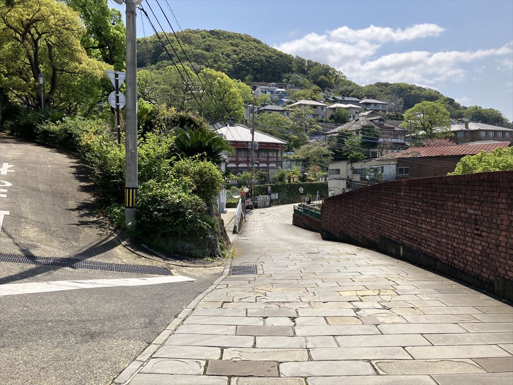 グラバー通り（旧レスナー邸前）