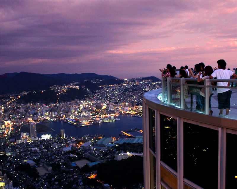 稲佐山展望台［世界新三大夜景］（～22時）