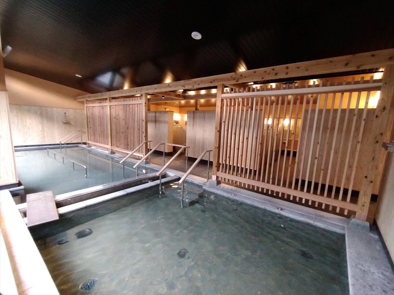 スッカマ源氏の湯