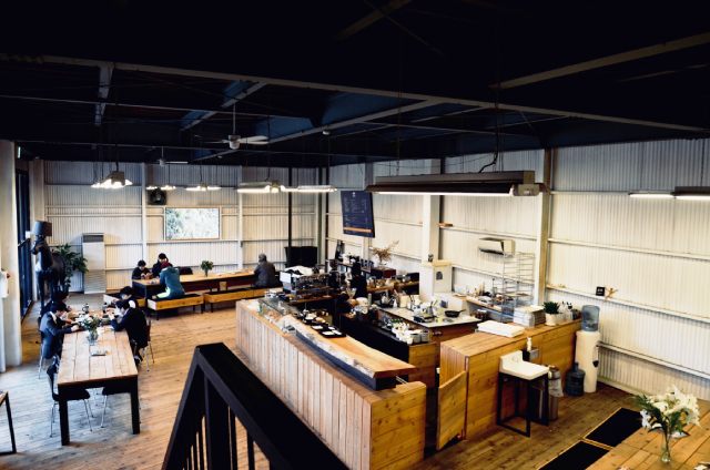 ZEBRA Coffee & Croissant 津久井本店